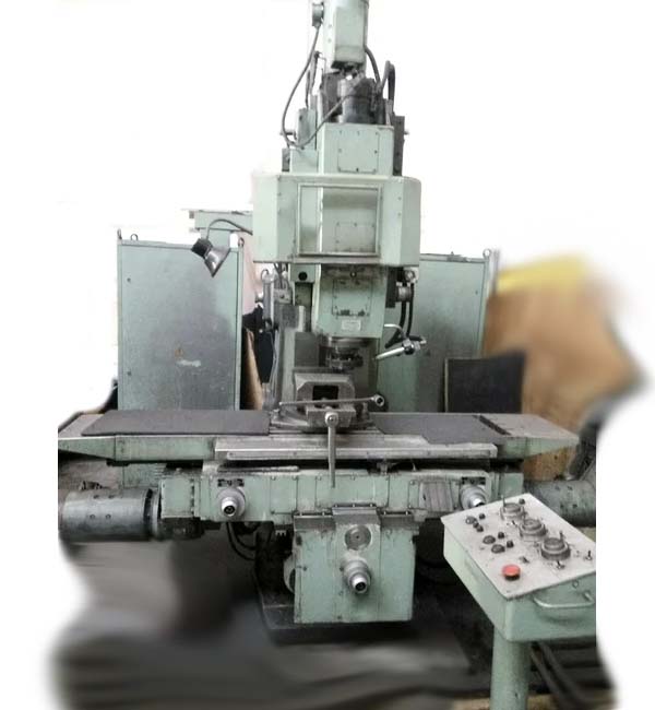 Фото вертикального консольно-фрезерного верстата 6М13У